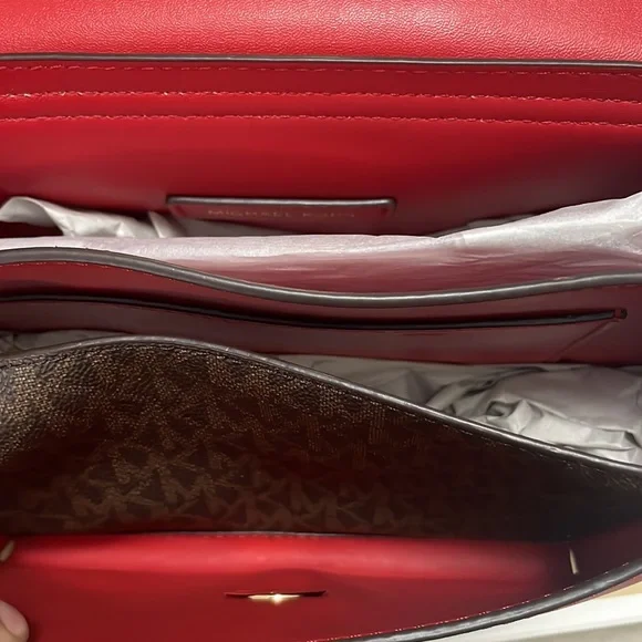 MICHAEL KORS Lita New w/Tags Orig Pkg Crossbody Bag & Magnetic Gift StorageBox - Picture 10 of 16